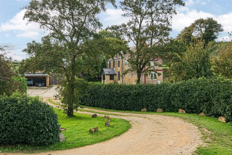 Click the photo for more details of Broadwindsor, Beaminster