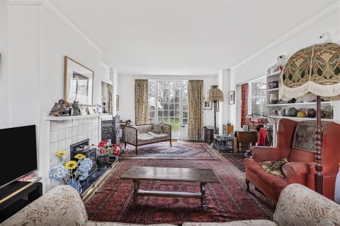 Click the photo for more details of Bulstrode Gardens, Cambridge