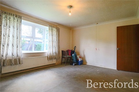 Click the photo for more details of Abbs Cross Gardens, Hornchurch, RM12