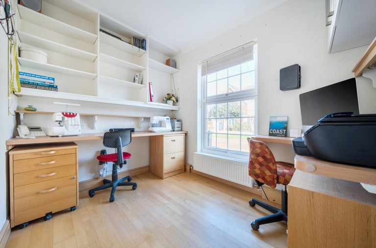 Images for Wychwood Walk, Craigweil, PO21