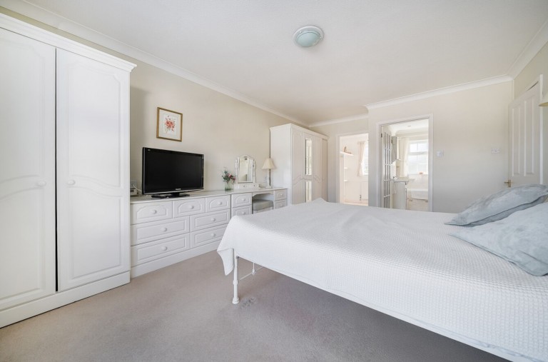 Images for Wychwood Walk, Craigweil, PO21