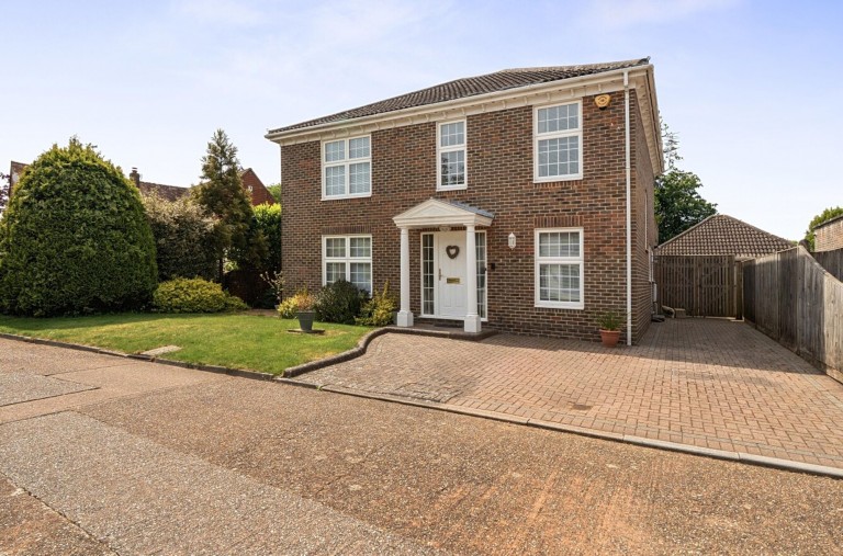 Images for Wychwood Walk, Craigweil, PO21