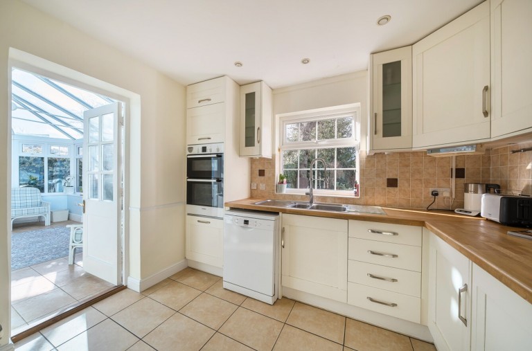 Images for Wychwood Walk, Craigweil, PO21