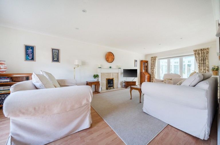 Images for Wychwood Walk, Craigweil, PO21