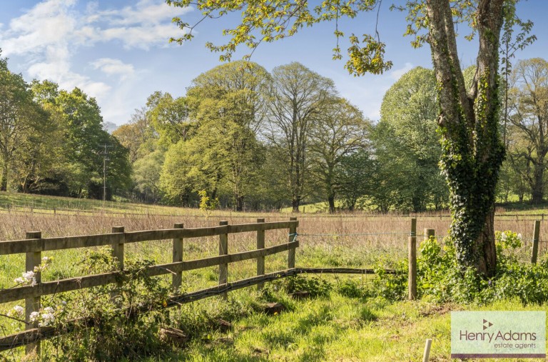 Images for Rogate, Petersfield, GU31