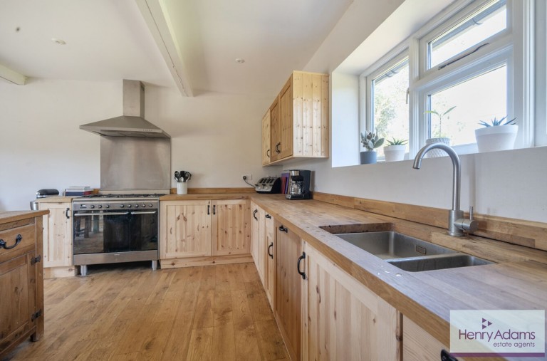Images for Rogate, Petersfield, GU31