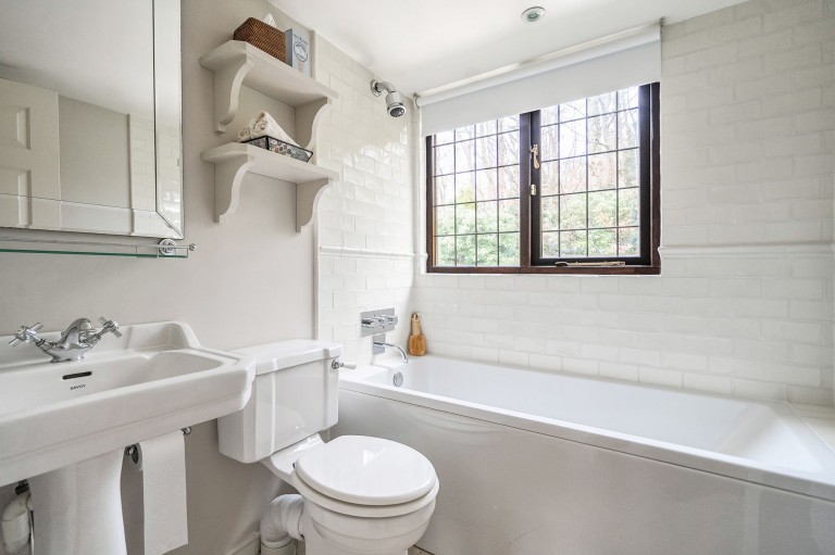 Images for Fernden Heights, Haslemere, GU27