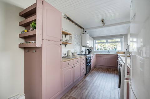 Click the photo for more details of Hillsboro Road, Bognor Regis, PO21