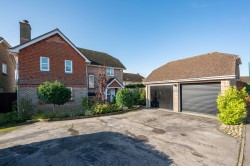 Images for Foxholes, Rudgwick, RH12