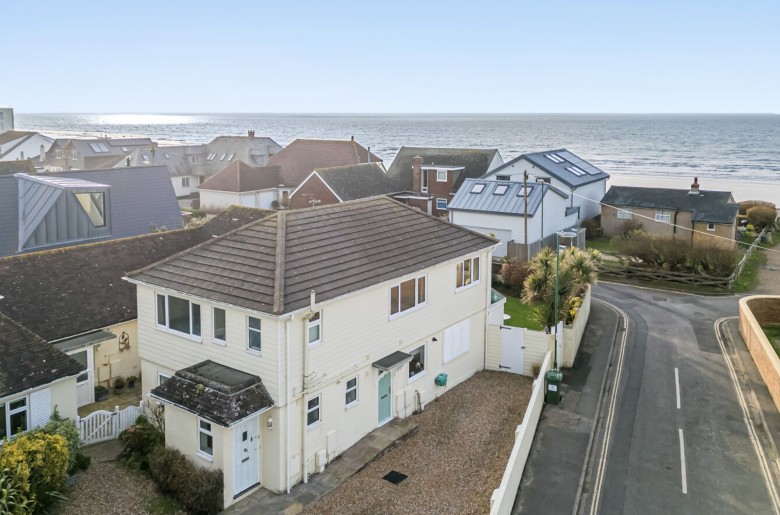 Click the photo for more details of Marine Close, West Wittering, PO20