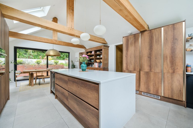 Click the photo for more details of Haste Hill, Haslemere, GU27