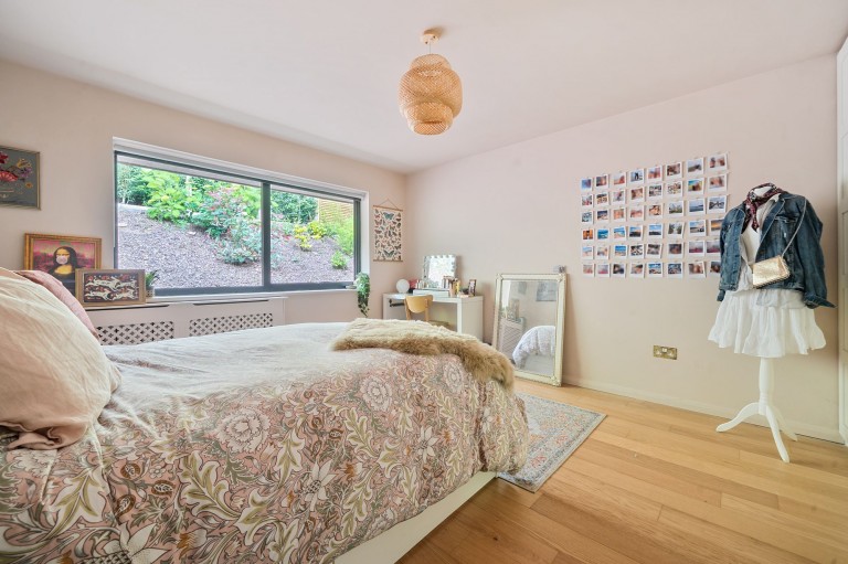 Images for Haste Hill, Haslemere, GU27