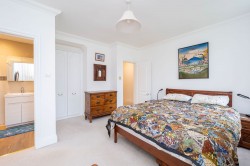 Images for Byfleets Lane, Warnham, RH12