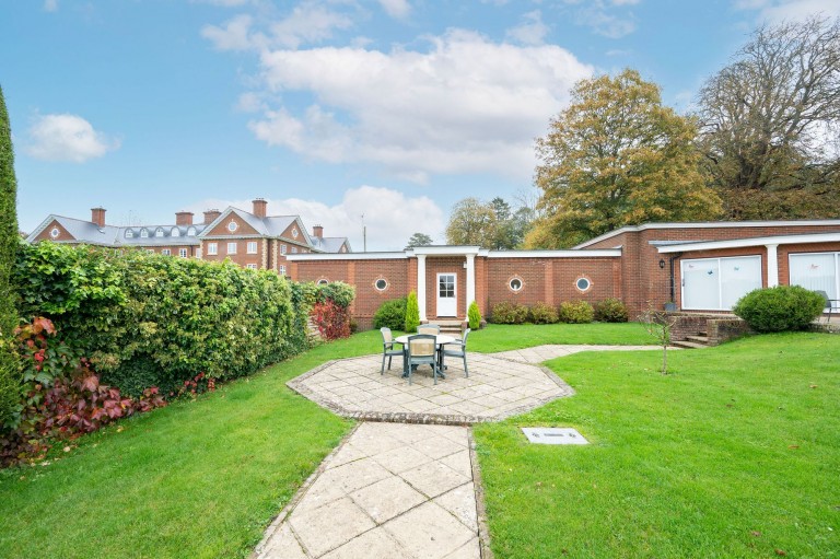 Images for Byfleets Lane, Warnham, RH12