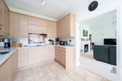 Images for Byfleets Lane, Warnham, RH12