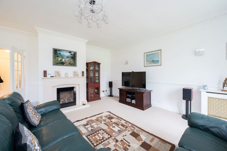 Images for Byfleets Lane, Warnham, RH12