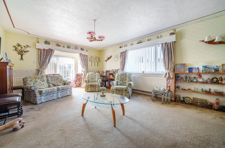 Images for Central Drive, Elmer Beach Estate, PO22