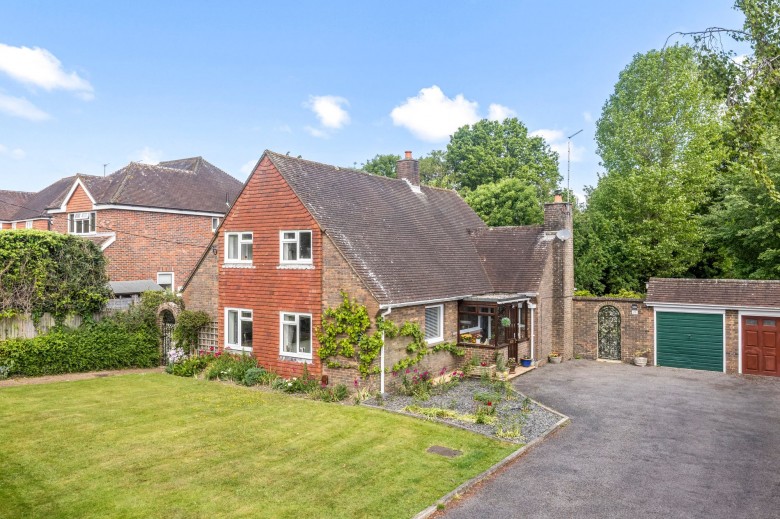 Click the photo for more details of Ferndale Road, Burgess Hill, RH15