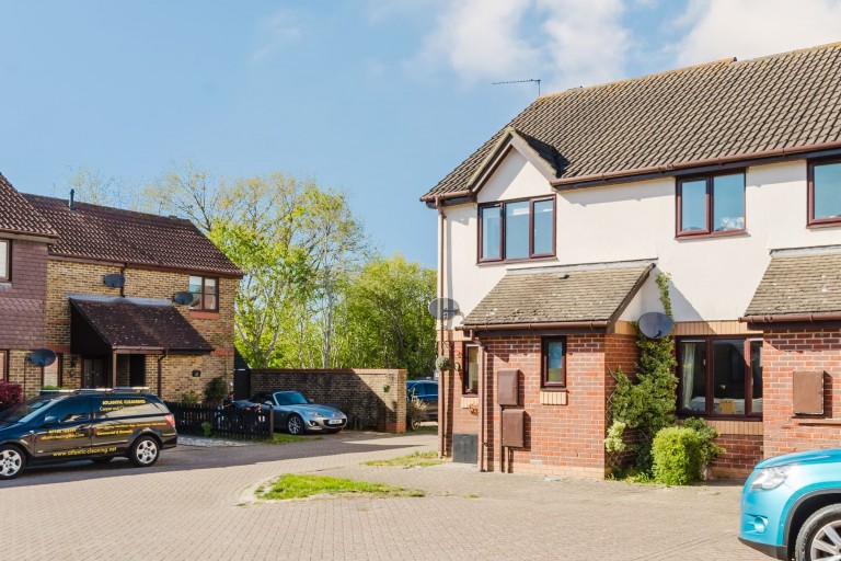 Images for Burns Close, Horsham, RH12