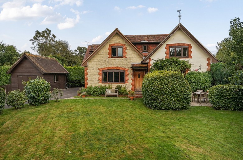 Click the photo for more details of Upper Green, Hawkley, GU33