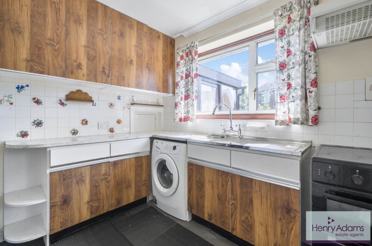 Images for Barnside Way, Liss, GU33