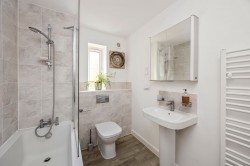 Images for Flint Street, Faygate, RH12