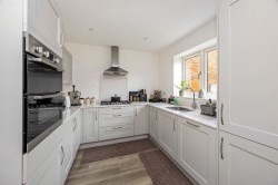 Images for Flint Street, Faygate, RH12