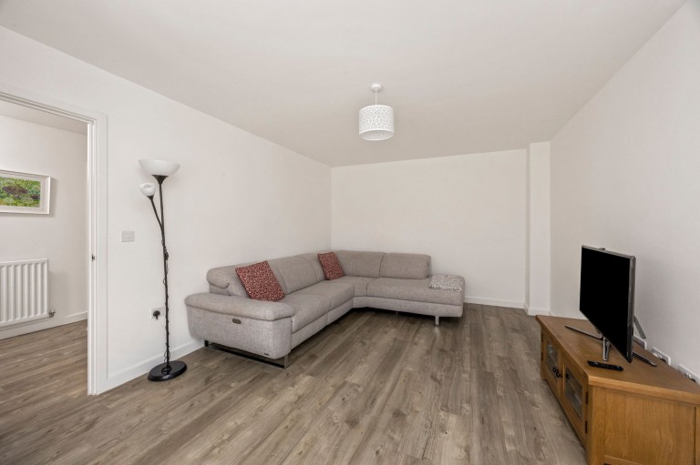 Images for Flint Street, Faygate, RH12