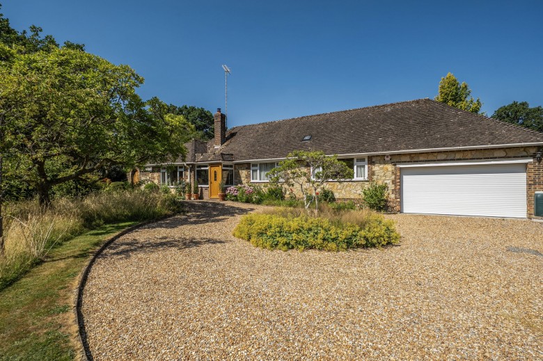 Click the photo for more details of Melrose Place, Storrington, RH20