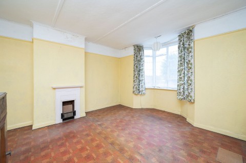 Click the photo for more details of Leith View Road, Horsham, RH12