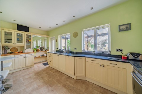 Click the photo for more details of Strand Way, Felpham, PO22