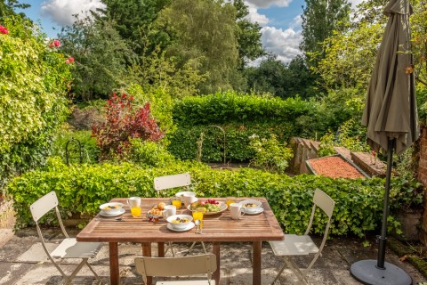 Click the photo for more details of Sudbury, Suffolk, Sudbury