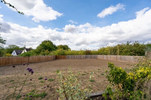 Click the photo for more details of Hundon, Suffolk, Sudbury