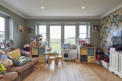 Images for Stradishall, Newmarket