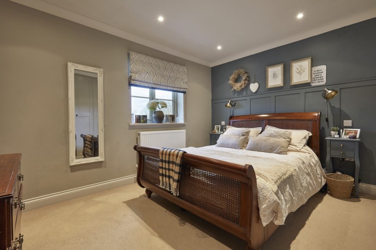 Images for Stradishall, Newmarket