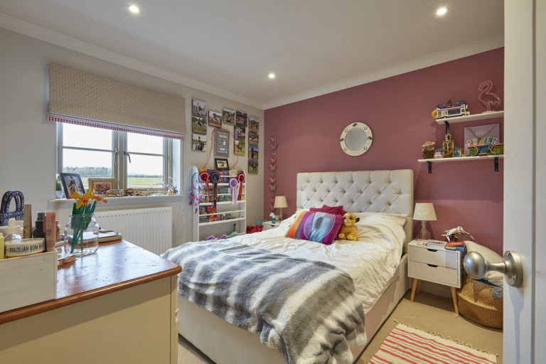 Images for Stradishall, Newmarket
