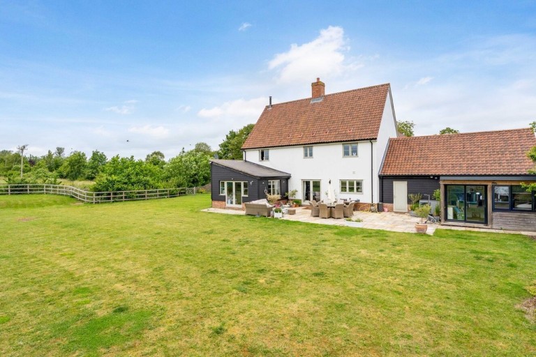 Images for Stradishall, Newmarket