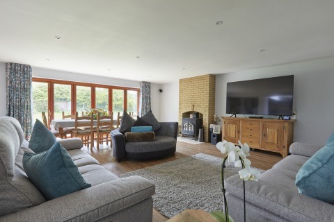 Click the photo for more details of Hundon, Suffolk, Sudbury
