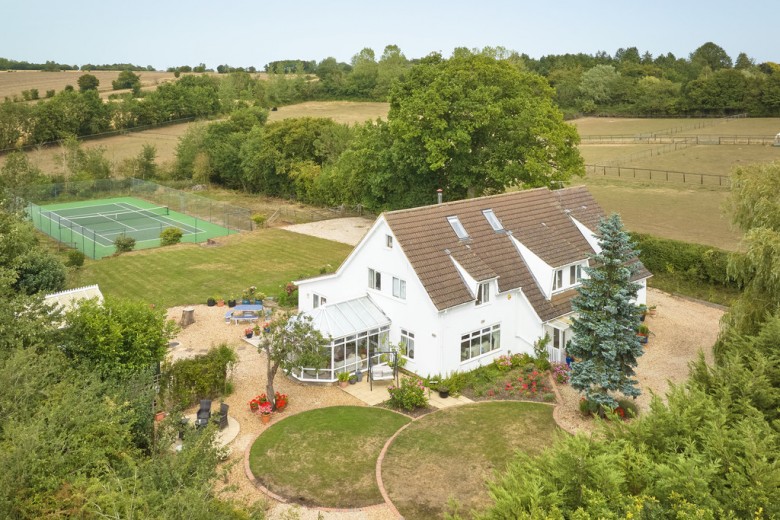 Click the photo for more details of Hundon, Suffolk, Sudbury