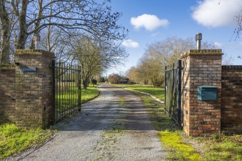 Click the photo for more details of Sudbury, Suffolk, Sudbury