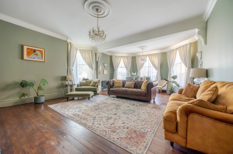 Click the photo for more details of Suffolk., Bury St. Edmunds