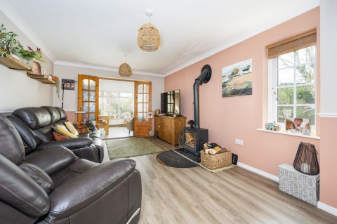 Click the photo for more details of Leavenheath, Suffolk, Colchester