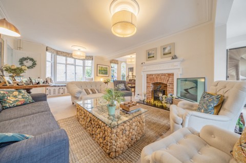 Click the photo for more details of Suffolk, Bury St. Edmunds