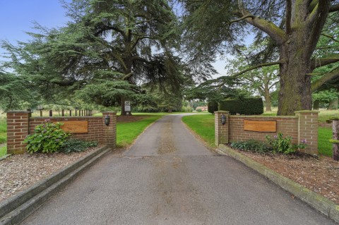 Click the photo for more details of Bury St Edmunds, Bury St. Edmunds