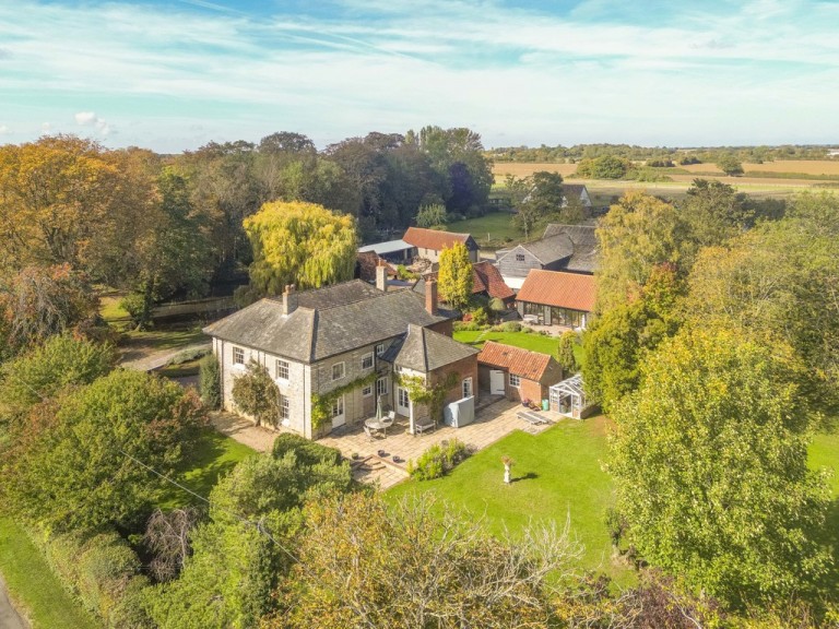 Images for Suffolk/Essex Border, Sudbury