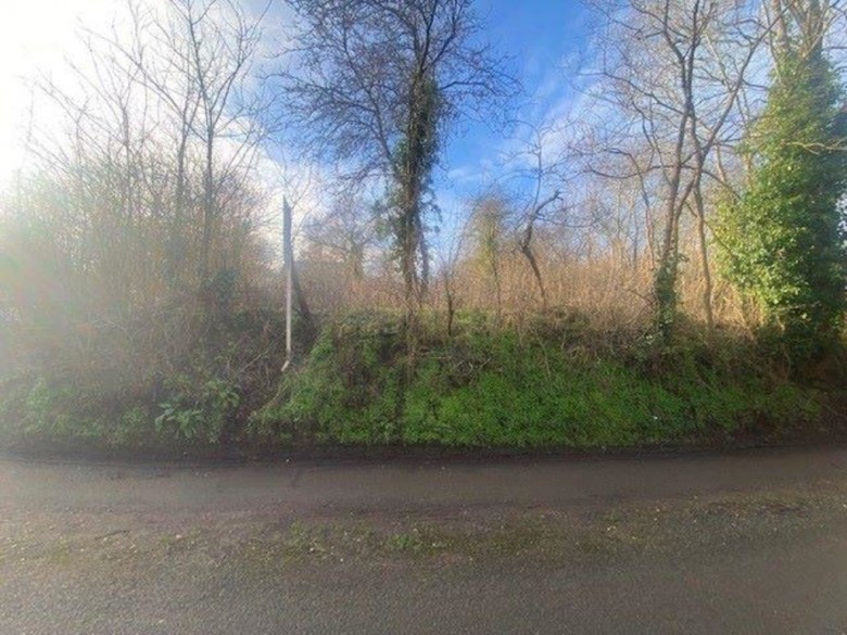 Click the photo for more details of Hacheston, Woodbridge