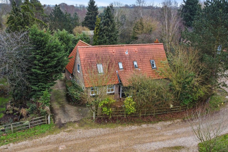 Click the photo for more details of Walsham-le-willows, Bury St. Edmunds, Bury St. Edmunds
