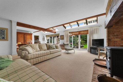Click the photo for more details of Walsham-le-willows, Bury St. Edmunds, Bury St. Edmunds