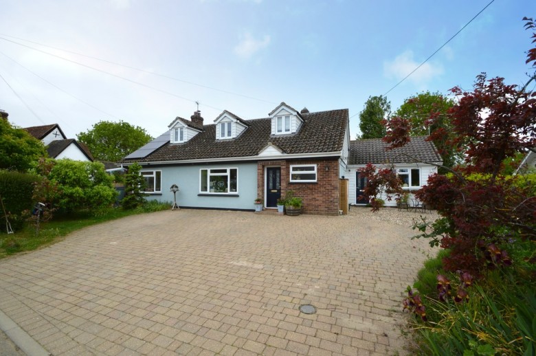 Click the photo for more details of Pebmarsh, Essex, Halstead