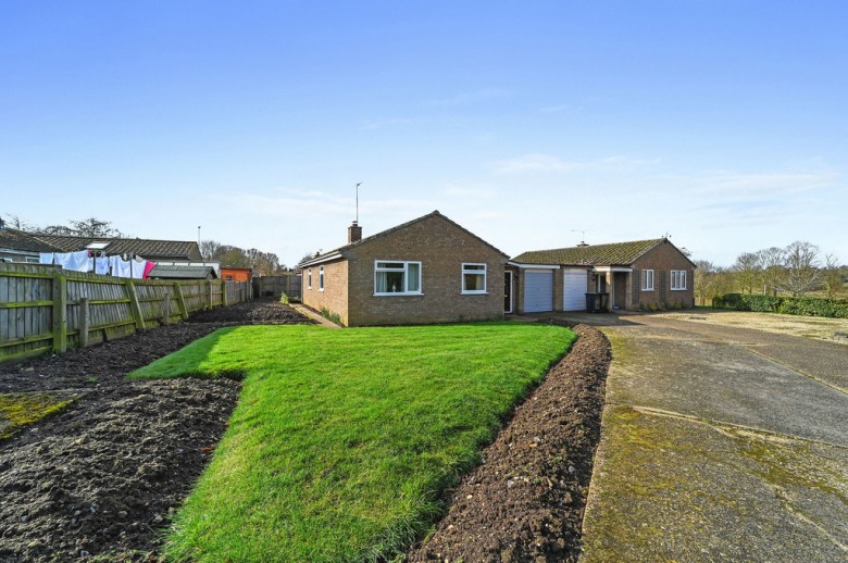 Click the photo for more details of Badwell Ash, Bury St. Edmunds, Bury St. Edmunds
